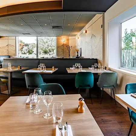 Novotel Reims Hotel 4*