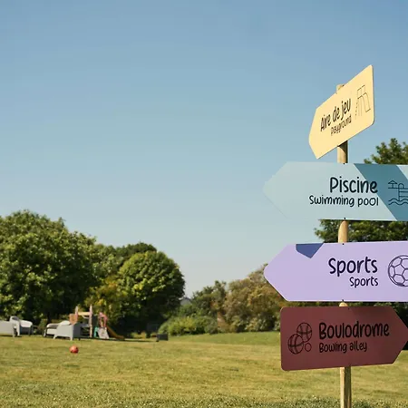 兰斯塔基诺富特酒店 酒店