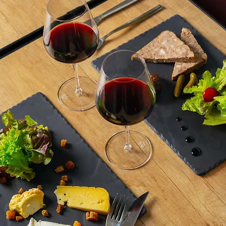 兰斯塔基诺富特酒店 蒂恩奎克斯