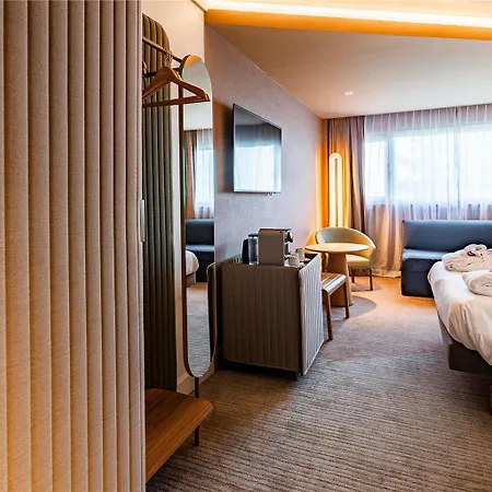 Hotell Novotel Reims Tinqueux