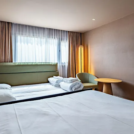 Novotel Reims Hotel 4*